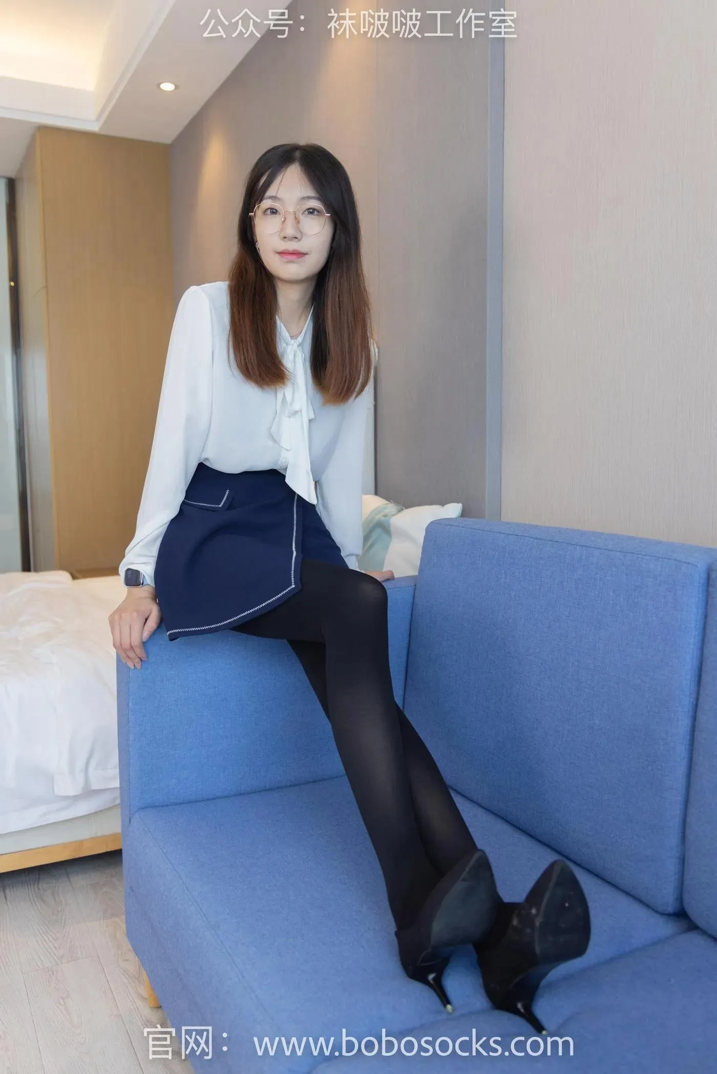 [BoBoSocks袜啵啵]NO.114 小甜豆-高跟鞋、帆布鞋、肉丝、厚黑丝 [175P]插图6